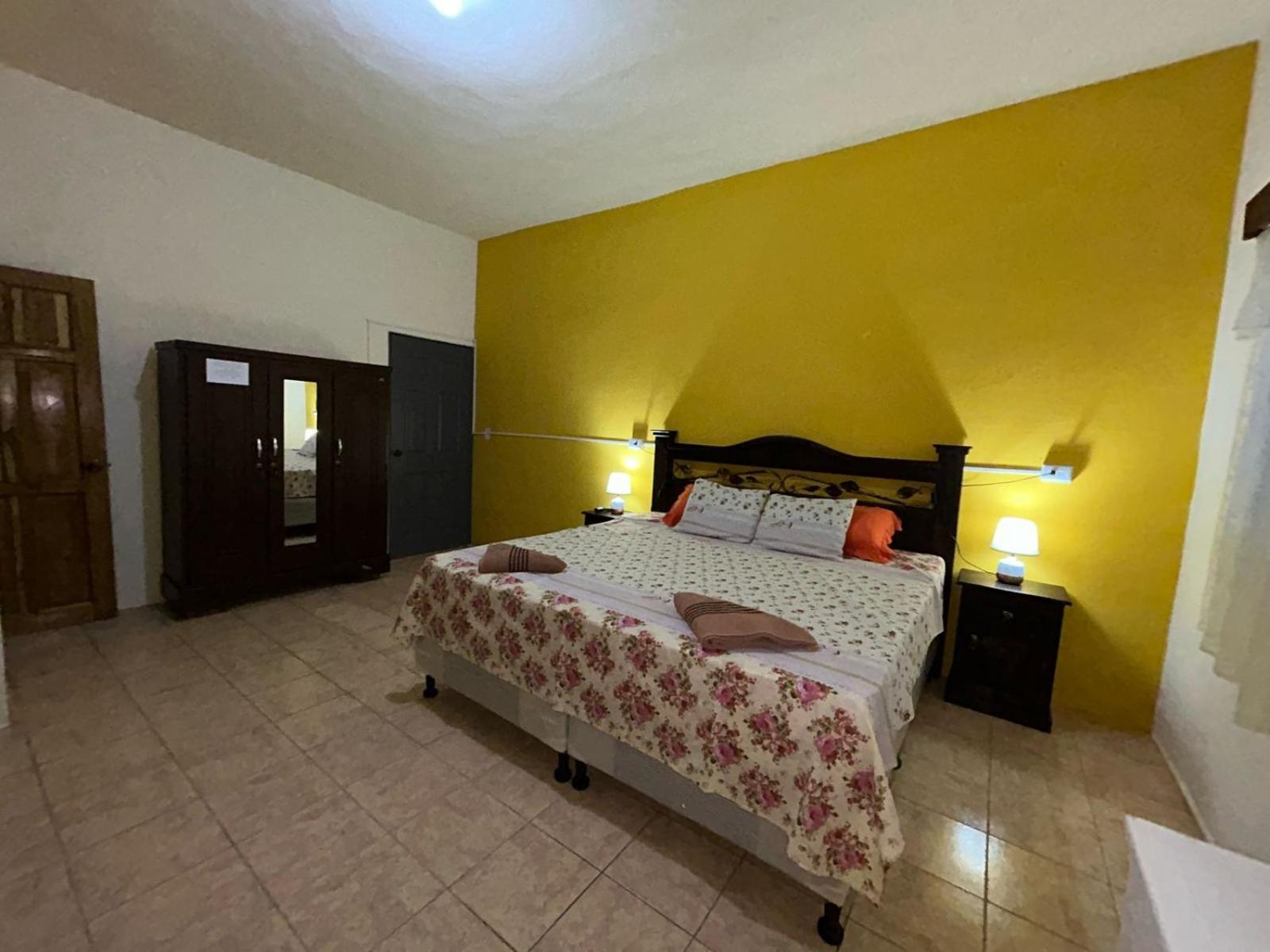 Casa Maya Itza Flores Eksteriør bilde